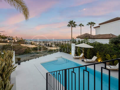 Villa Almira – Lyxvilla med Panoramautsikt över Havet till Salu i Monte Halcones