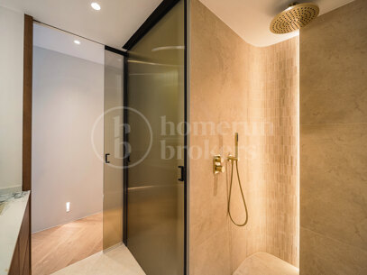 Maison Amani – Fully Renovated 3-Bedroom Apartment on the Golden Mile