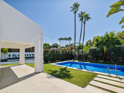 Villa Telva – Modern villa med fyra sovrum i San Pedro de Alcantara