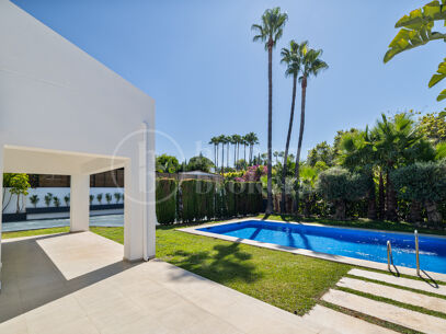Villa Telva – Modern villa med fyra sovrum i San Pedro de Alcantara