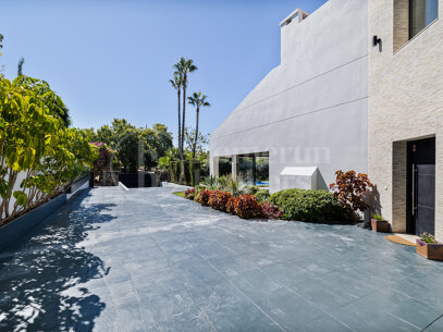 Villa Telva – Modern villa med fyra sovrum i San Pedro de Alcantara
