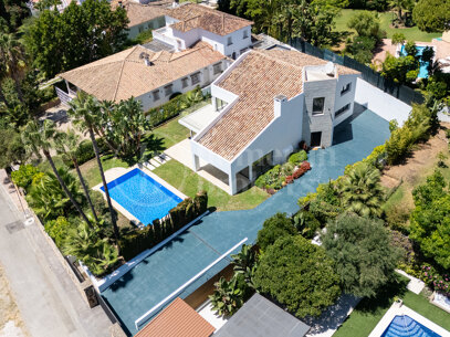 Villa Telva – Modern villa med fyra sovrum i San Pedro de Alcantara