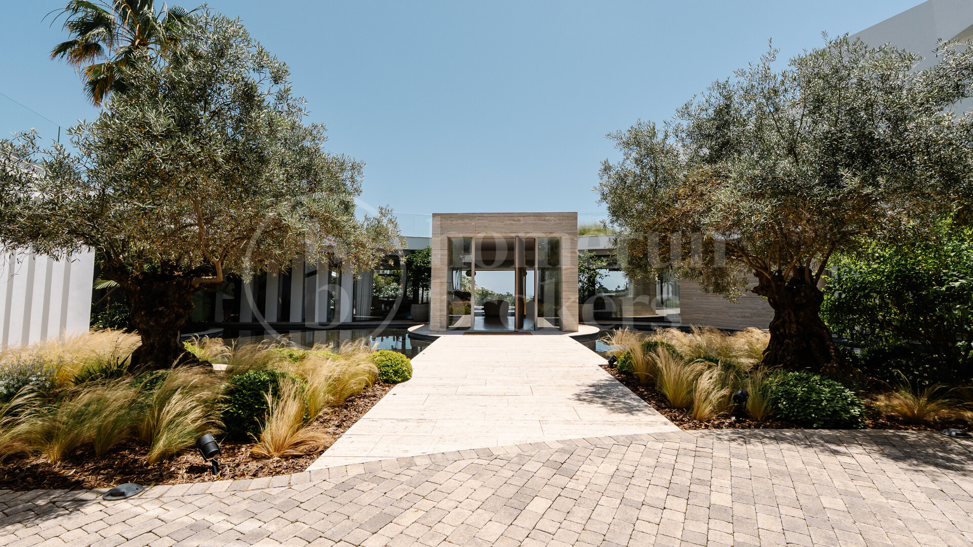 Villa El Mirador - Modern Masterpiece in Gated Community with Panoramic Views