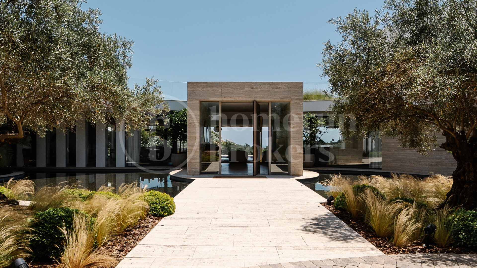 Villa El Mirador - Modern Masterpiece in Gated Community with Panoramic Views