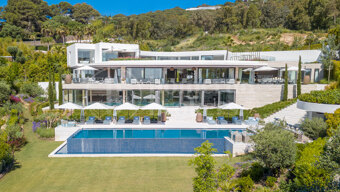 Villa Vela - Modern Masterpiece with Panoramic Views