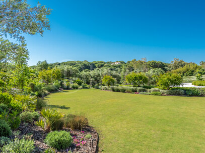 Villa El Mirador - Modern Masterpiece in Gated Community with Panoramic Views