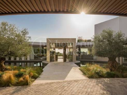 Villa El Mirador - Modern Masterpiece in Gated Community with Panoramic Views