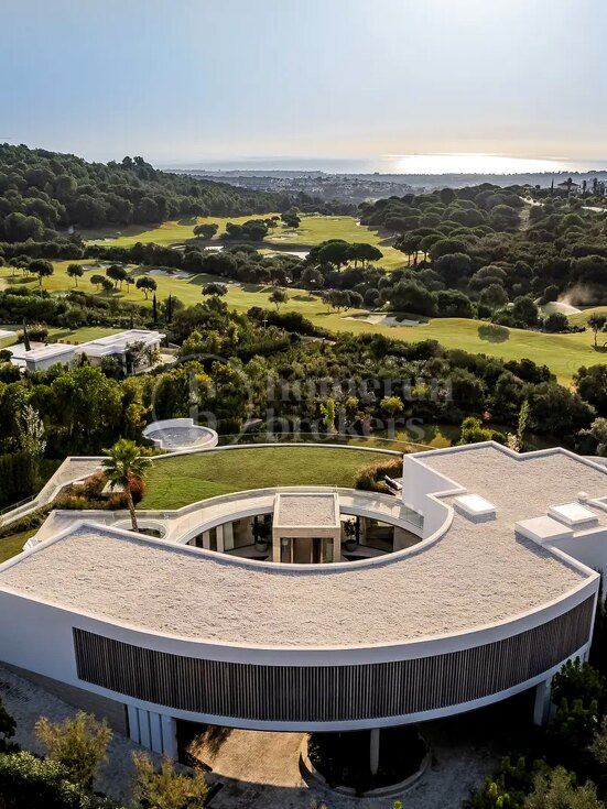 Villa El Mirador – Modernt Mästerverk med Panoramautsikt
