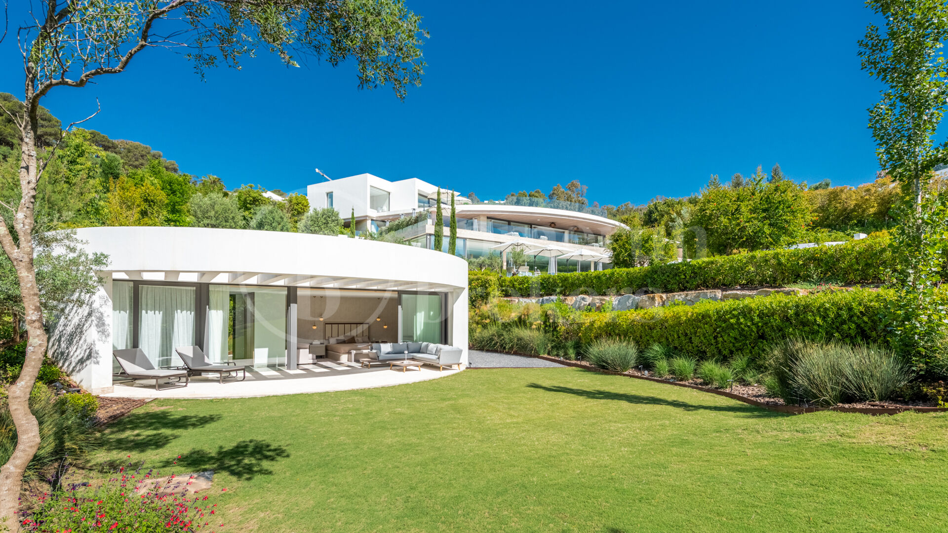 Villa El Mirador - Modern Masterpiece in Gated Community with Panoramic Views