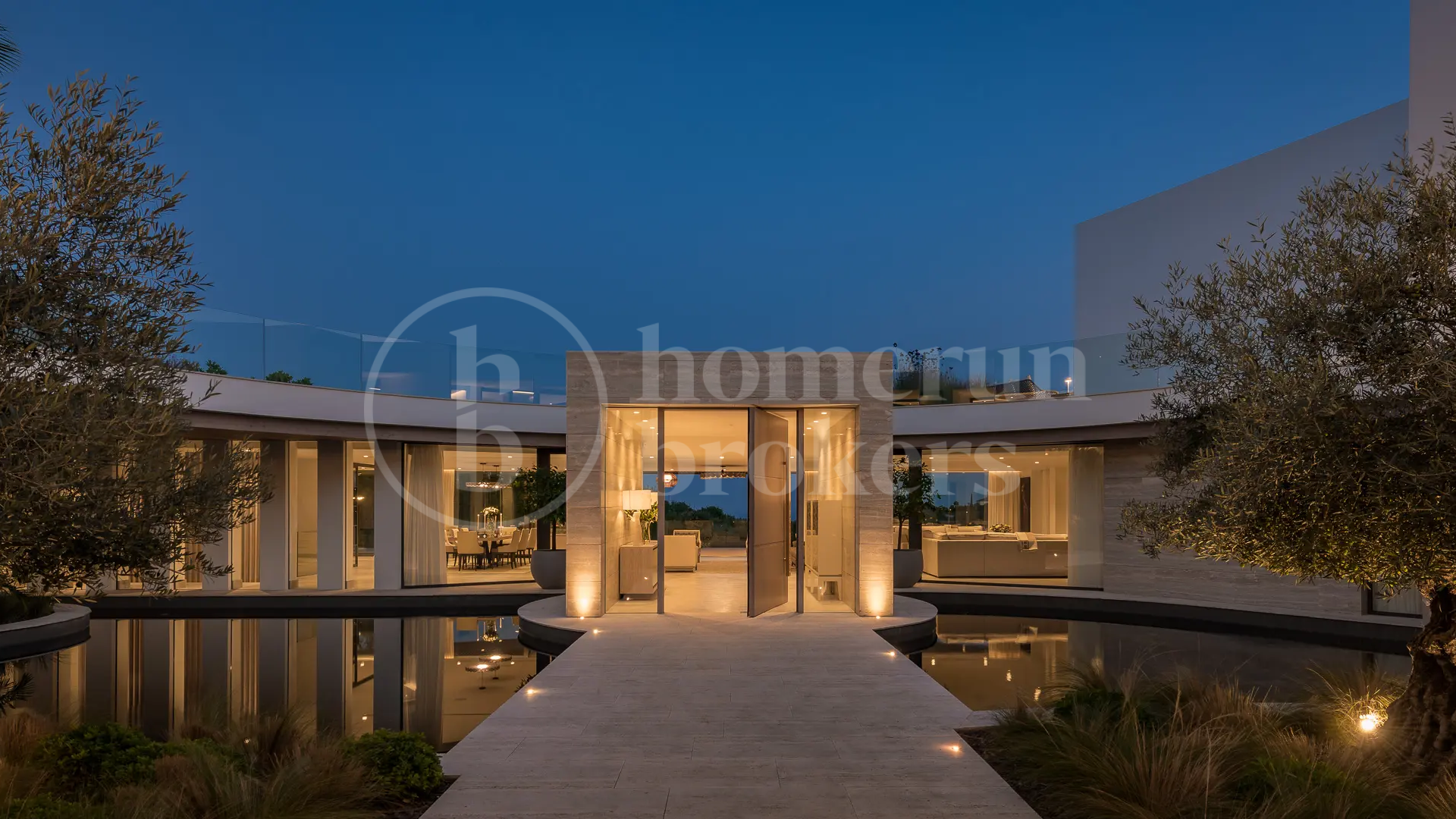 Villa El Mirador - Modern Masterpiece in Gated Community with Panoramic Views