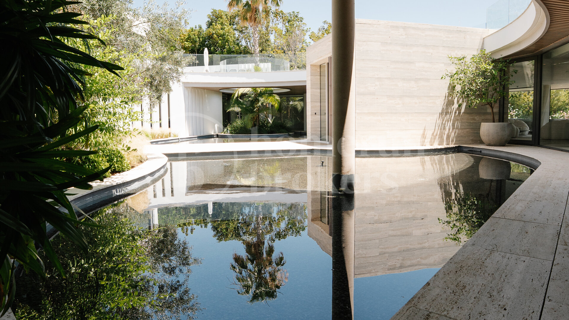 Villa El Mirador - Modern Masterpiece in Gated Community with Panoramic Views