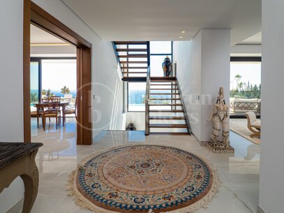 Villa Paloma – Modern Villa with Sea Views in Manilva
