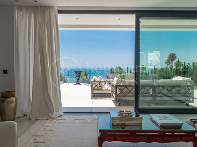 Villa Paloma – Modern Villa with Sea Views in Manilva