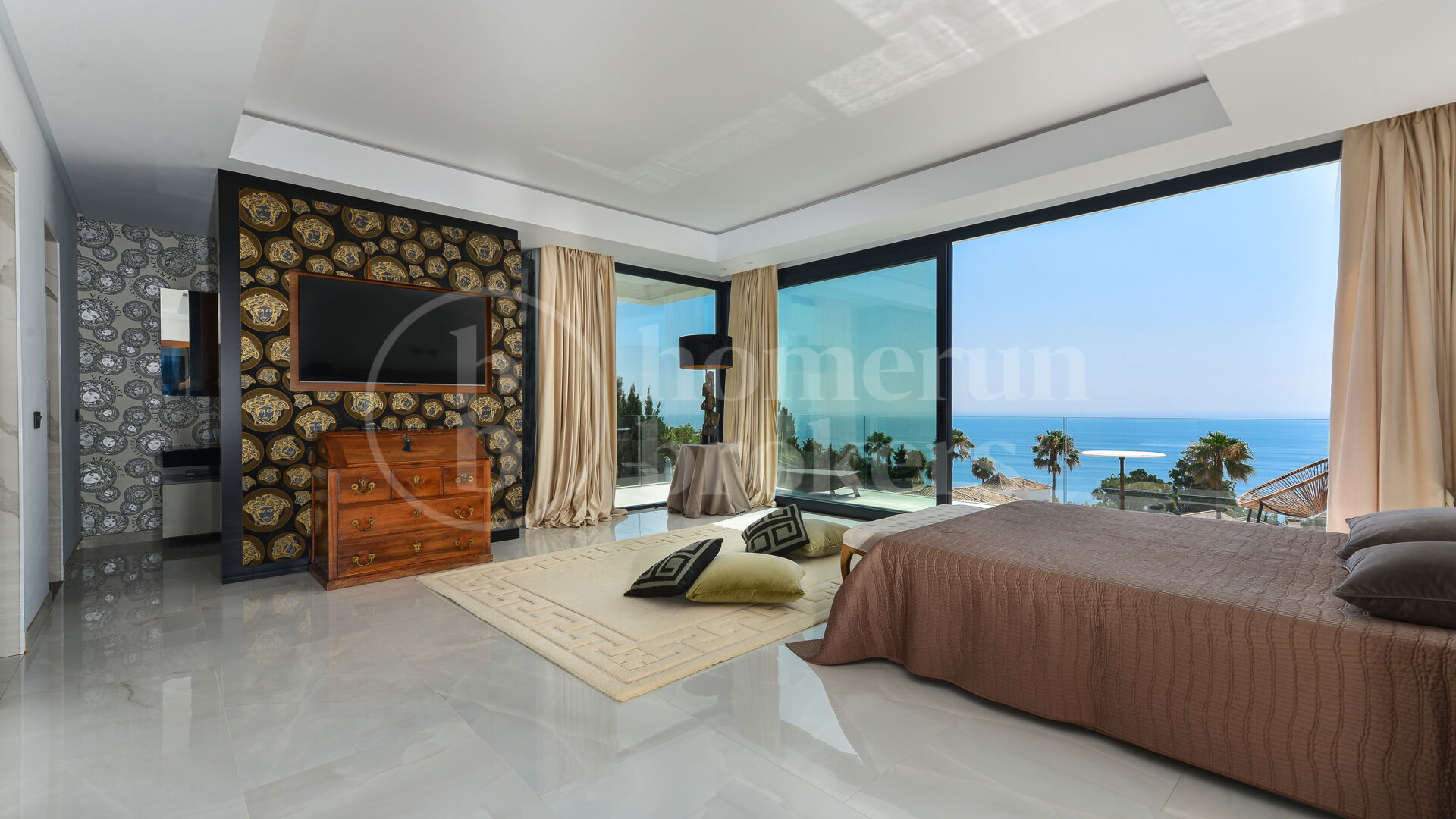 Villa Paloma – Modern Villa with Sea Views in Manilva