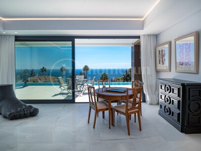 Villa Paloma – Modern Villa with Sea Views in Manilva