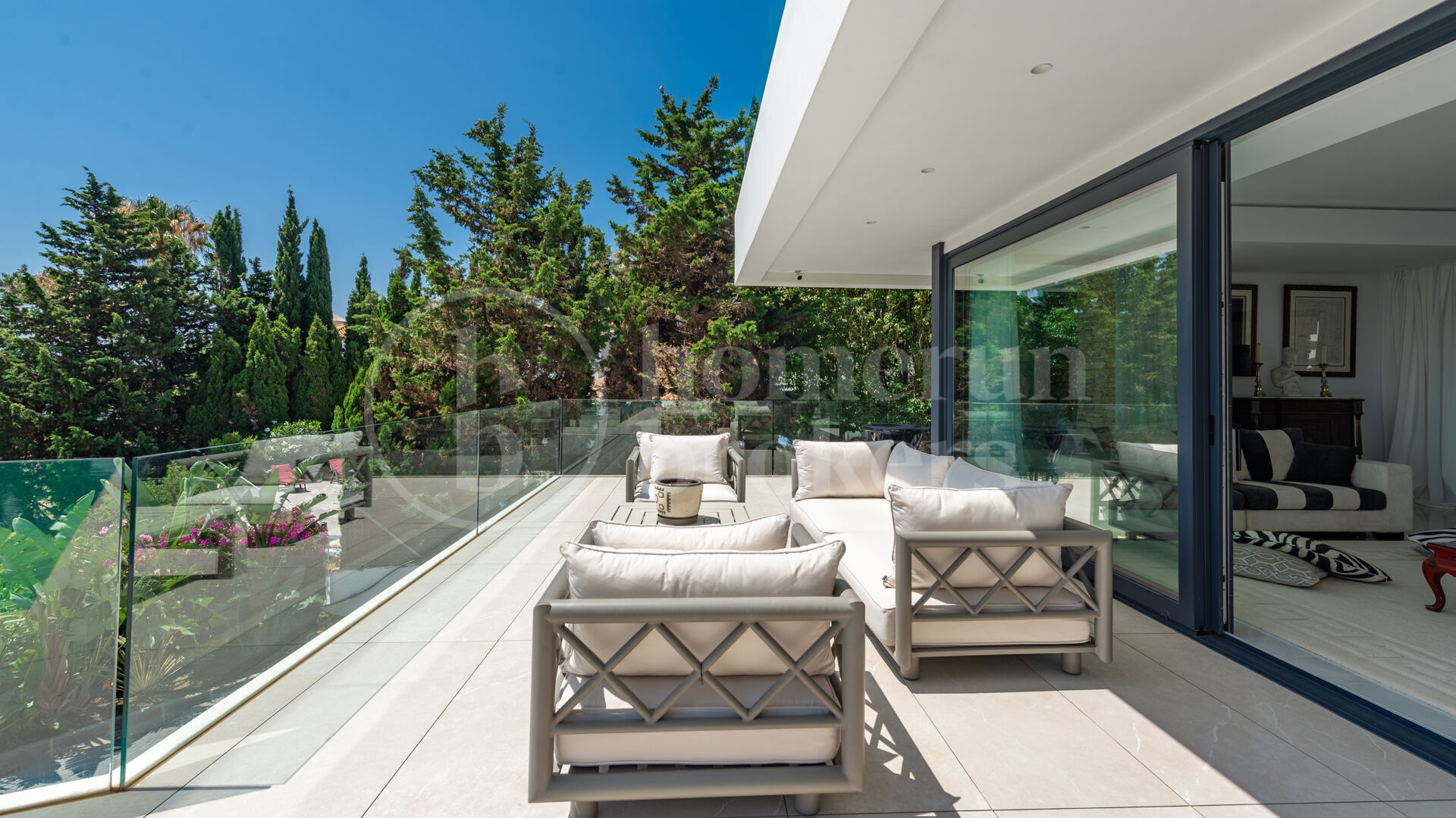 Villa Paloma – Modern Villa with Sea Views in Manilva