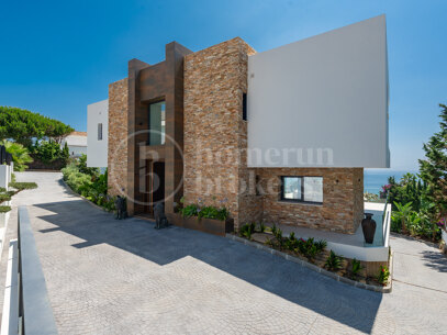 Villa Paloma – Modern Villa with Sea Views in Manilva