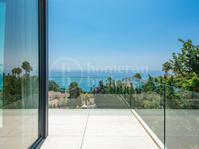 Villa Paloma – Modern Villa with Sea Views in Manilva