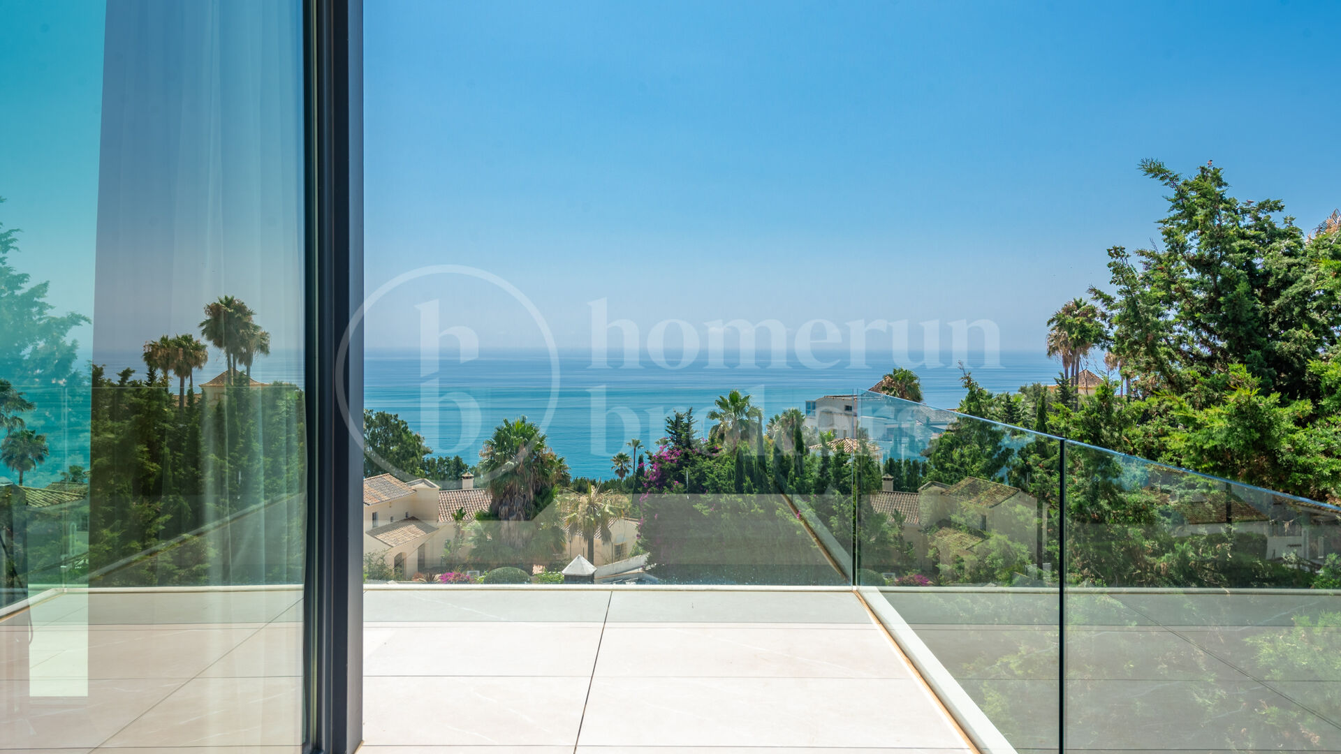 Villa Paloma – Modern Villa with Sea Views in Manilva