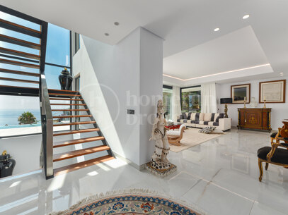 Villa Paloma – Modern Villa with Sea Views in Manilva