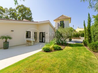 Villa Duna – Lyxvilla i ett plan nära Puerto Banús