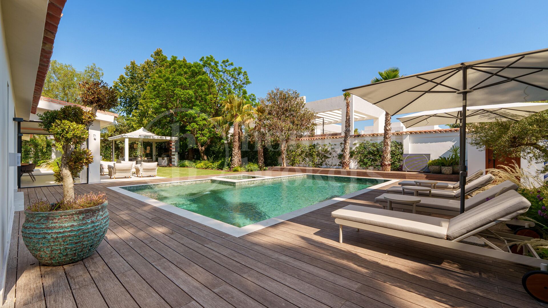 Villa Duna – Lyxvilla i ett plan nära Puerto Banús