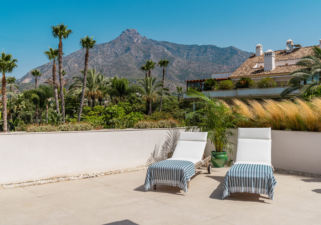 Penthouse Estelle