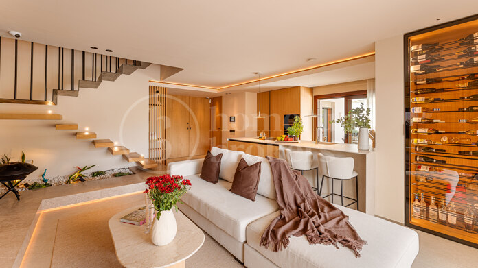 Penthouse Estelle - Beautiful Fully Renovated Duplex in Marbella Golden Mile
