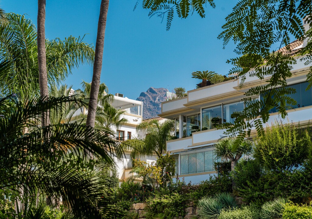 Penthouse Estelle