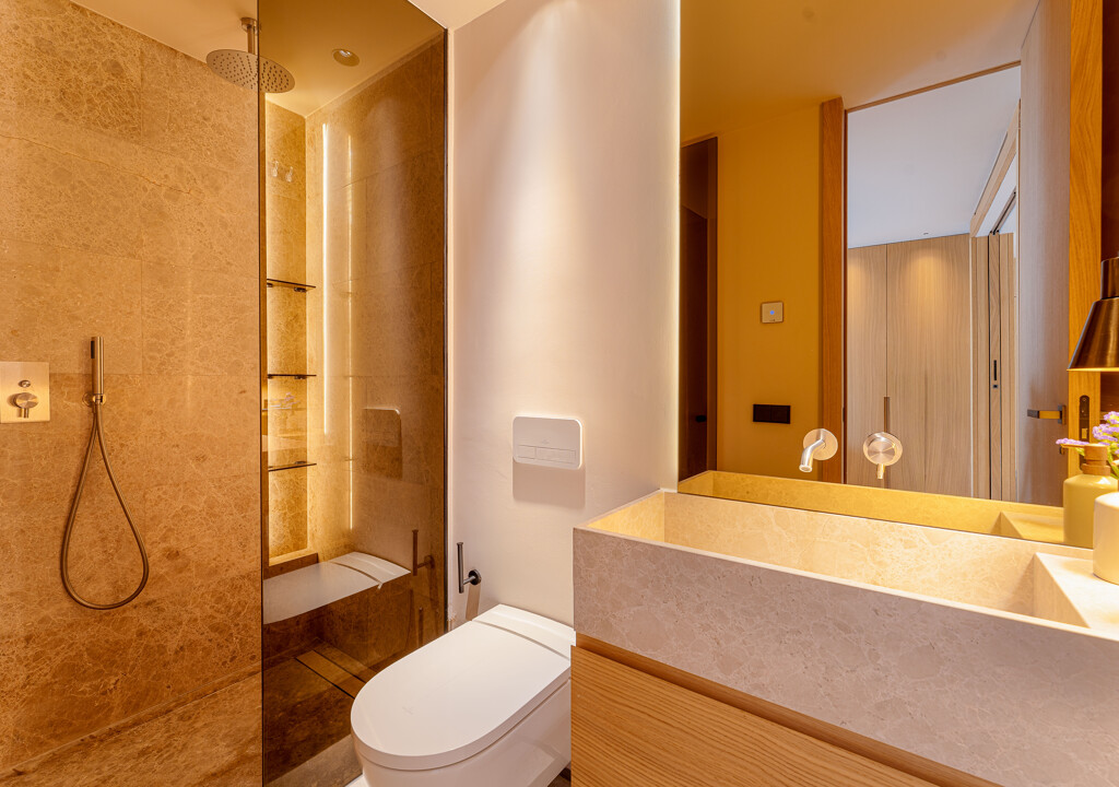 Penthouse Estelle