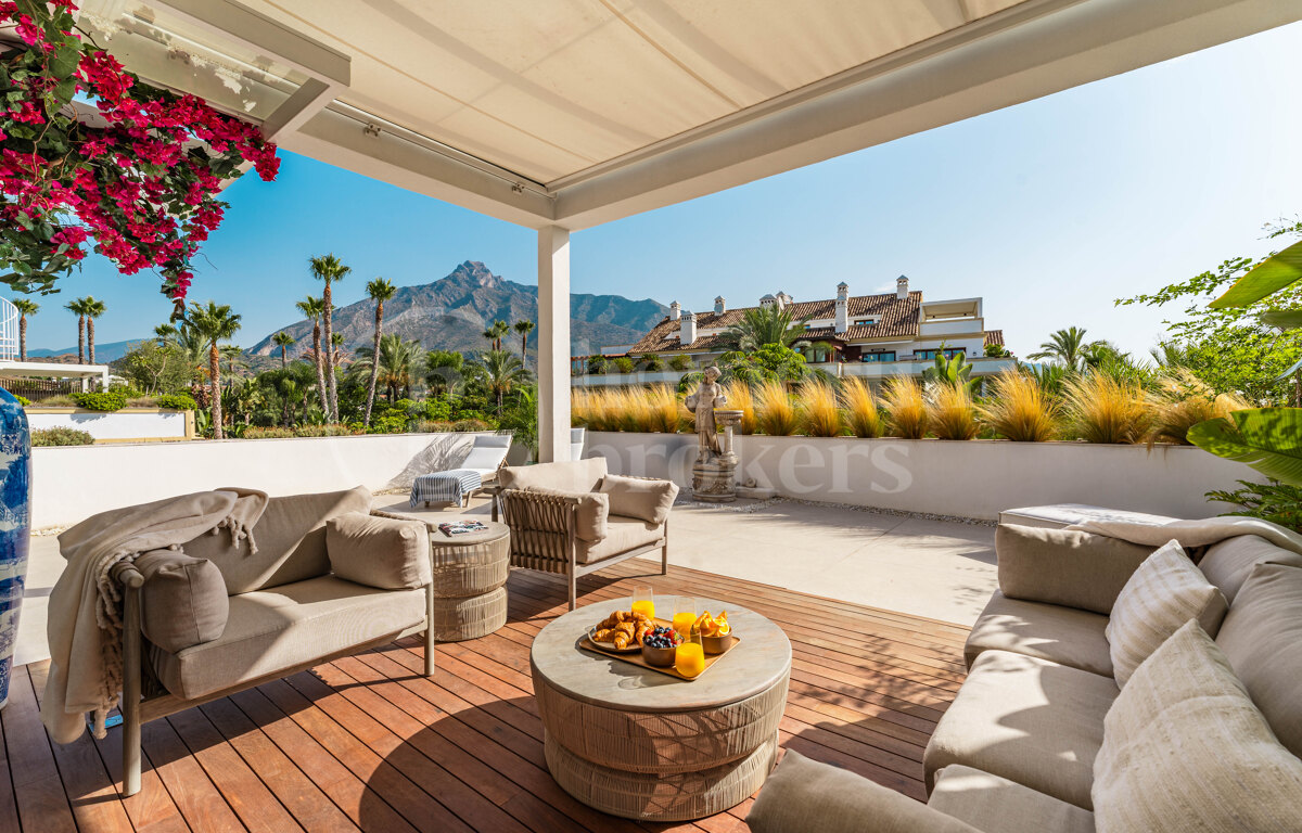 Duplex Penthouse Lomas del Rey, Marbella Golden Mile