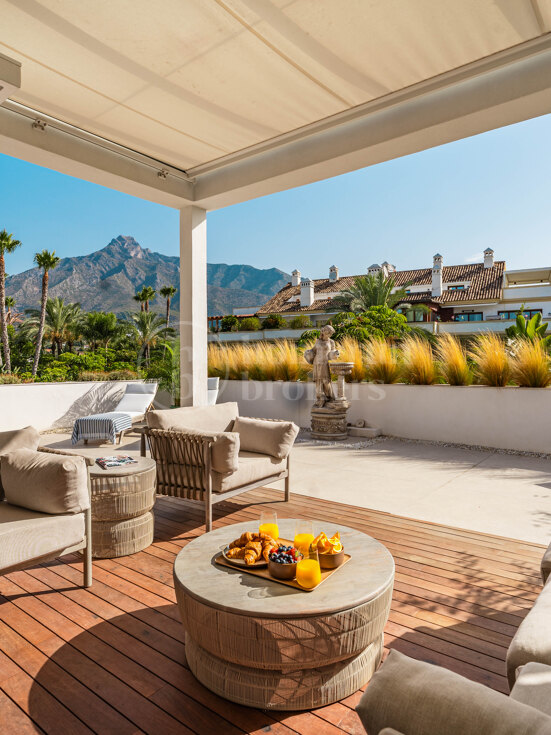 Penthouse Estelle - Renovated Duplex on Marbella Golden Mile