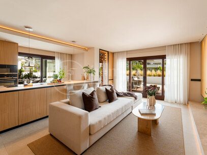 Penthouse Estelle – Renoverad duplex på Golden Mile