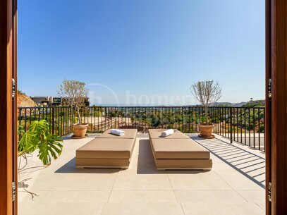 Villa Cina - Elegant 5-Bedroom Designer Villa with Panoramic Sea Views