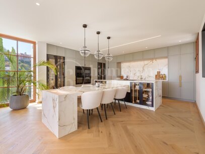 Villa Cina - Elegant 5-Bedroom Designer Villa with Panoramic Sea Views
