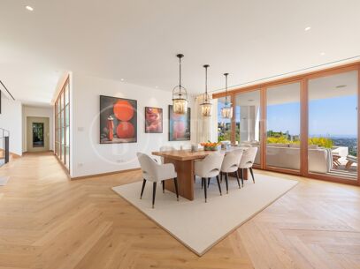 Villa Cina - Elegant Designer Villa med 5 Sovrum och Panoramautsikt över Havet