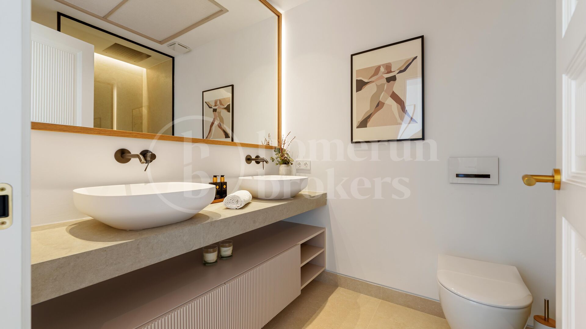 Villa Cina - Elegant Designer Villa med 5 Sovrum och Panoramautsikt över Havet