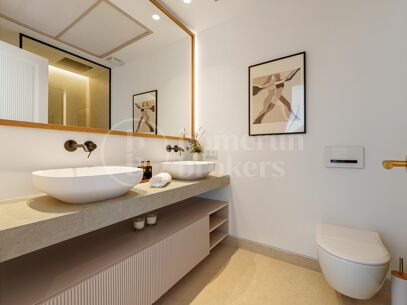 Villa Cina - Elegant Designer Villa med 5 Sovrum och Panoramautsikt över Havet