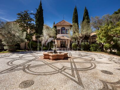 Villa Lavinia – Elegant 8 Bedroom Villa in La Zagaleta