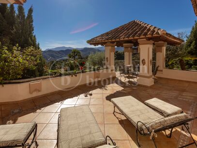 Villa Lavinia – Elegant 8 Bedroom Villa in La Zagaleta