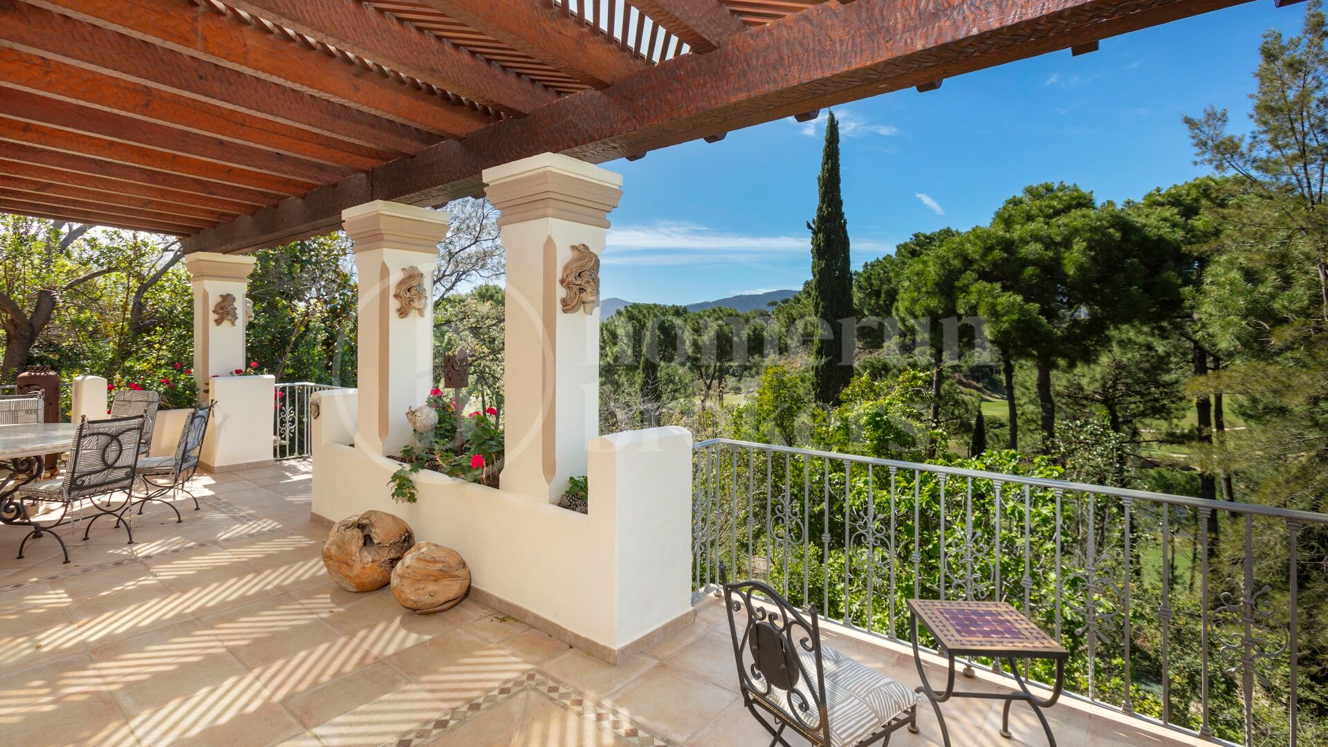 Villa Lavinia – Elegant 8 Bedroom Villa in La Zagaleta