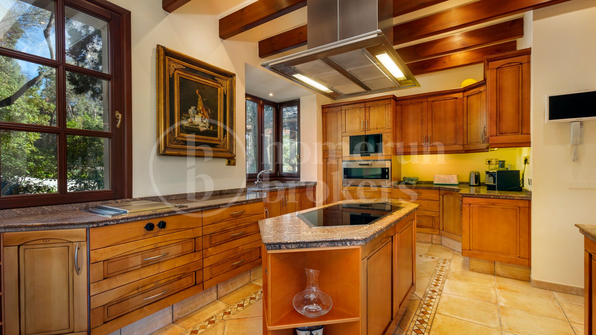 Villa Lavinia – Elegant 8 Bedroom Villa in La Zagaleta
