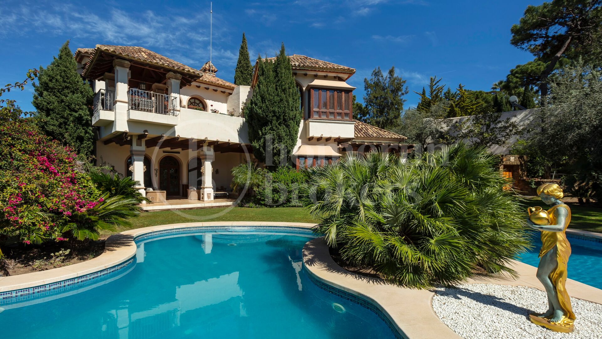 Villa Lavinia – Elegant 8 Bedroom Villa in La Zagaleta