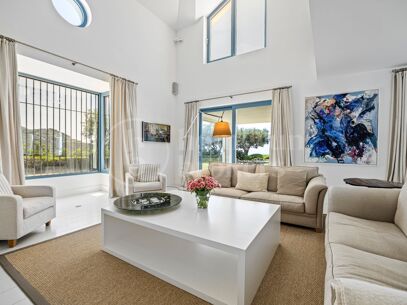 Villa Helena – 5-sovrums Egendom med Havsutsikt i Monte Mayor