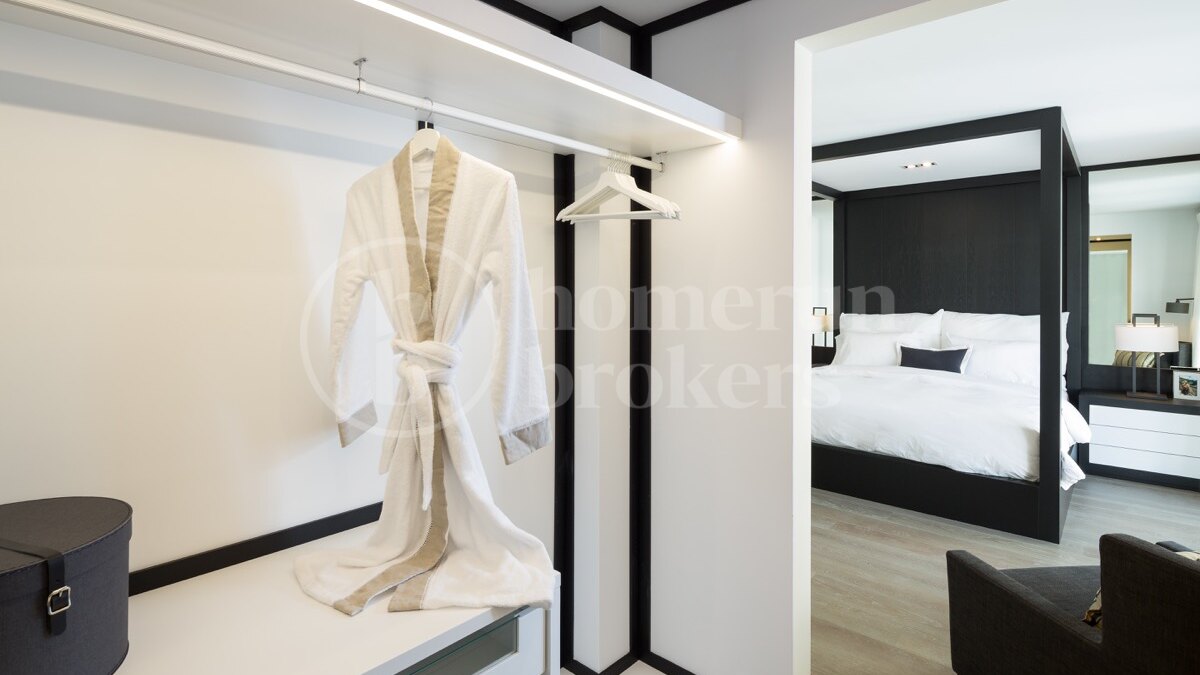 Villa Alaya - Recently Renovated Frontline Golf Villa in Nueva Andalucia