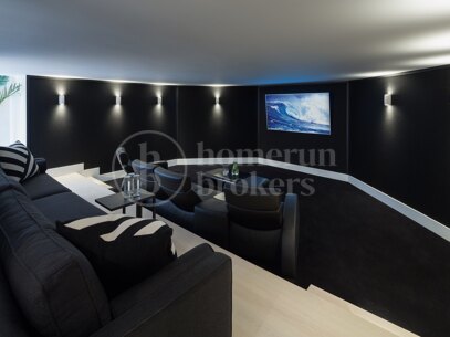 Villa Alaya - Recently Renovated Frontline Golf Villa in Nueva Andalucia
