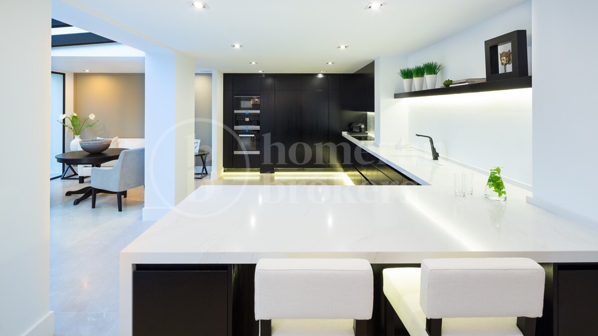 Villa Alaya - Recently Renovated Frontline Golf Villa in Nueva Andalucia