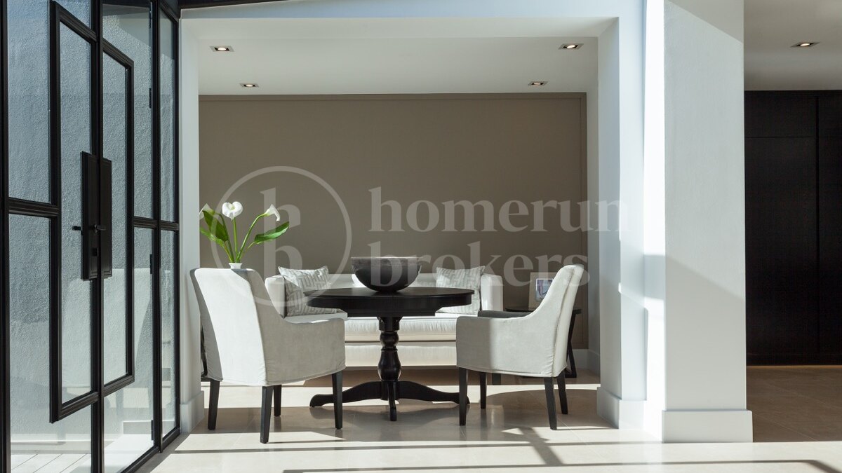 Villa Alaya - Recently Renovated Frontline Golf Villa in Nueva Andalucia