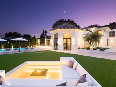 Villa Alaya - Recently Renovated Frontline Golf Villa in Nueva Andalucia