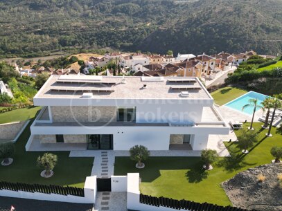 Villa Nerede - Contemporary Villa with Sea Views in Monte Mayor